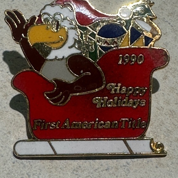 FIRST AMERICAN TITLE - 7 Festive Holiday Lapel/Hat Pins. 80’s & 90’s Vintage - Picture 7 of 12